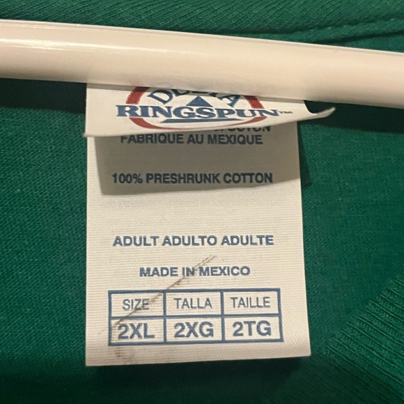 Griswold Family Christmas Tee - Picture 5 of 5